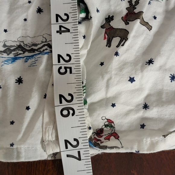 Free Planet Christmas Theme White Button Down Shirt Adult Size Small - Picture 8 of 16